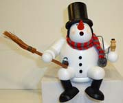 Sitting snowman